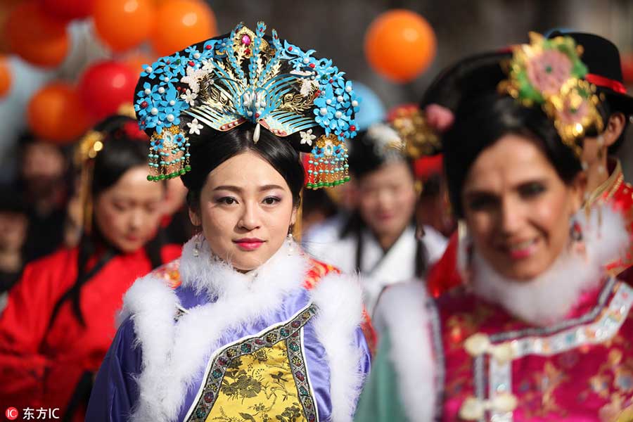 Traditional Chinese costume shines around the globe