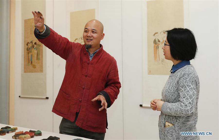 Chinese woodblock prints exhibited in London