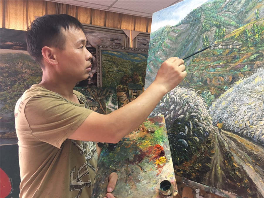Chongqing farmer becomes oil painting master