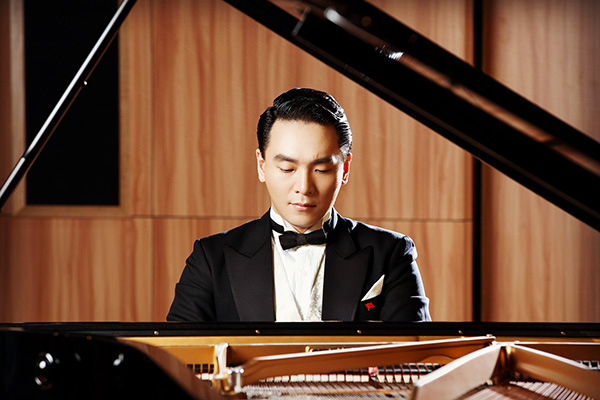 Chinese pianist with ties to Paris, launches national tour