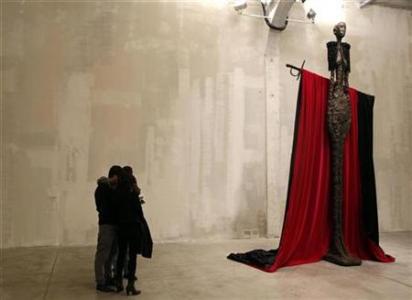 Exhibitions: Artist Baldessari takes fashion to extreme at Prada