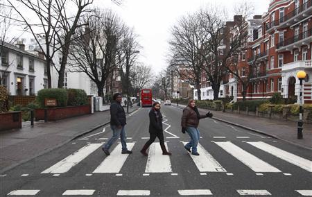 Beatles' Abbey Road crossing wins protected status