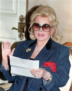 Actress Zsa Zsa Gabor's lower leg to be amputated