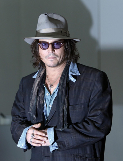 Johnny Depp promotes movie 'The Tourist' in Tokyo