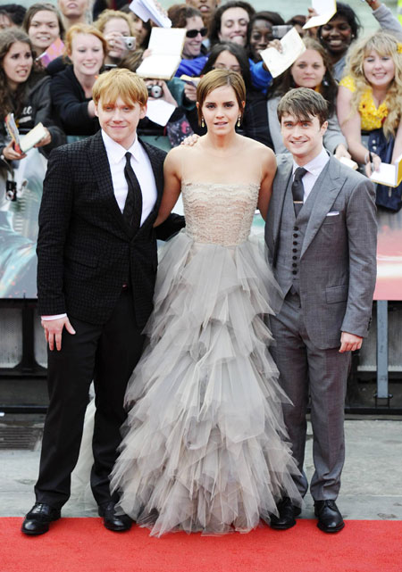 'Harry Potter and the Deathly Hallows - Part 2' premieres