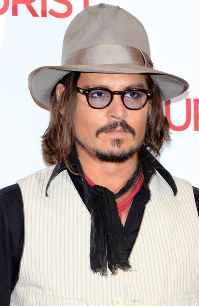Johnny Depp admits wage is 'stupid'