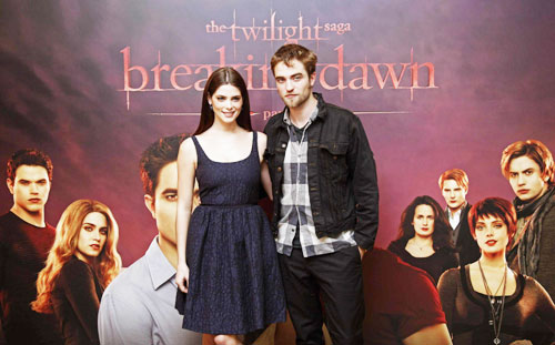 Review: 'Breaking Dawn' romantic but melancholy