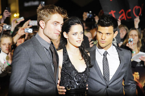 'The Twilight Saga: Breaking Dawn' premieres in London