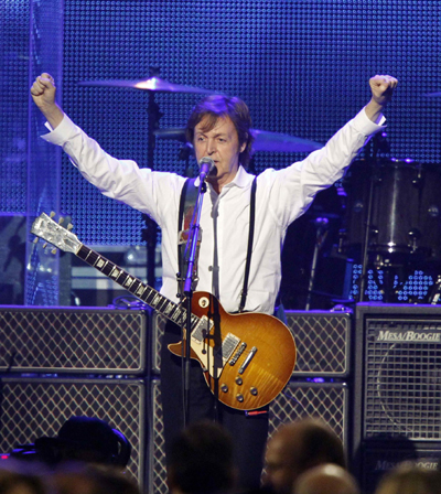2012 MusiCares honors Paul McCartney