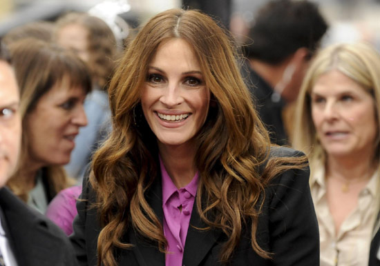 Julia Roberts and other cast members attend premiere of 'Mirror Mirror' in L.A.