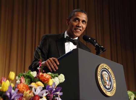 Obama jabs at Romney at White House Correspondents' dinne
