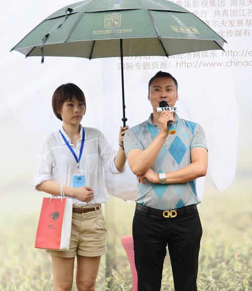 The China Golf Beauty Celebrity Invitation Contest kicks off