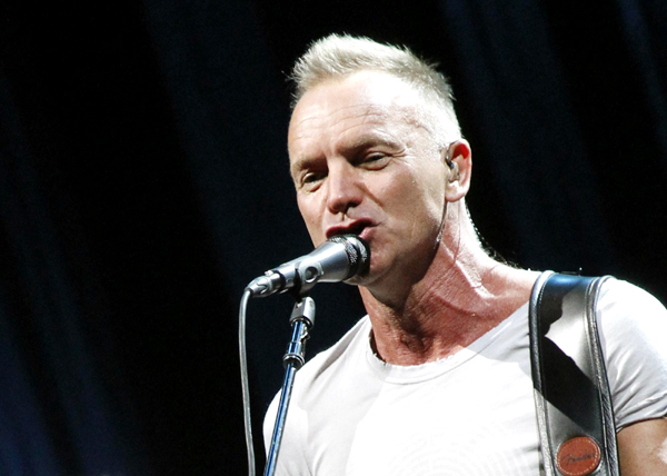 Sting performs in Moscow