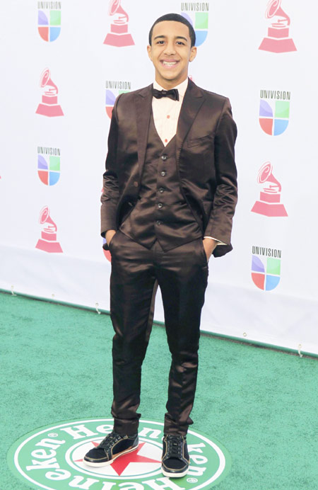 Singers arrive at Latin Grammy Awards