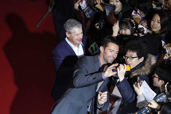 Hugh Jackman promotes 'Les Miserables' in Seoul