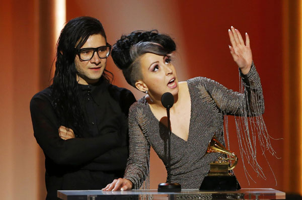 Mumford & Sons wins best album at Grammys