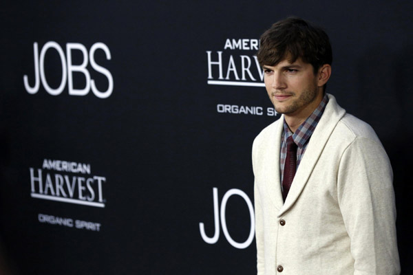 Ashton Kutcher at LA premiere of 'Jobs'