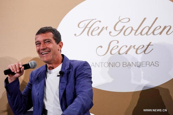 Antonio Banderas releases new perfume