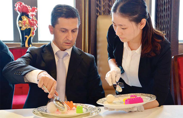 School that serves up butlers