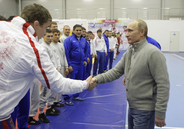 Putin shows off judo combats
