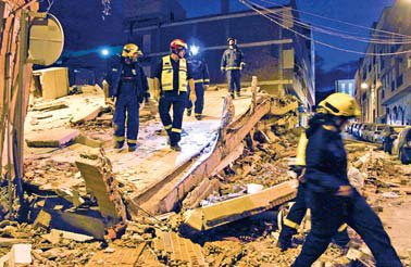 Quake kills 10 in Spanish town