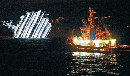 Blasts used in hunt for 29 missing on Italian liner