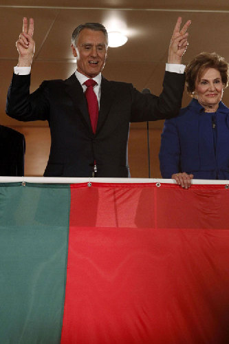 Portuguese president wins re-election in landslide victory