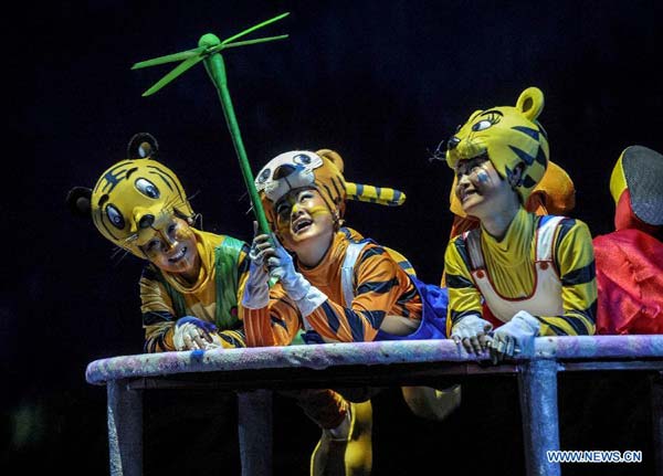 Children perform fairy tale drama in Beijing
