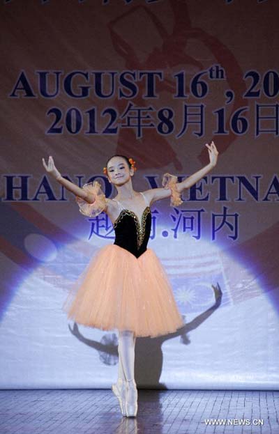 2012 ASEAN-China Youth Dance Exhibition kicks off in Vietnam