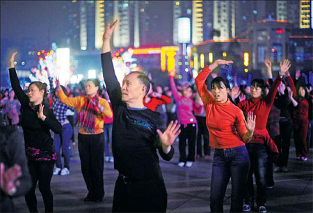 City park dancers get their groove on Chongqing style