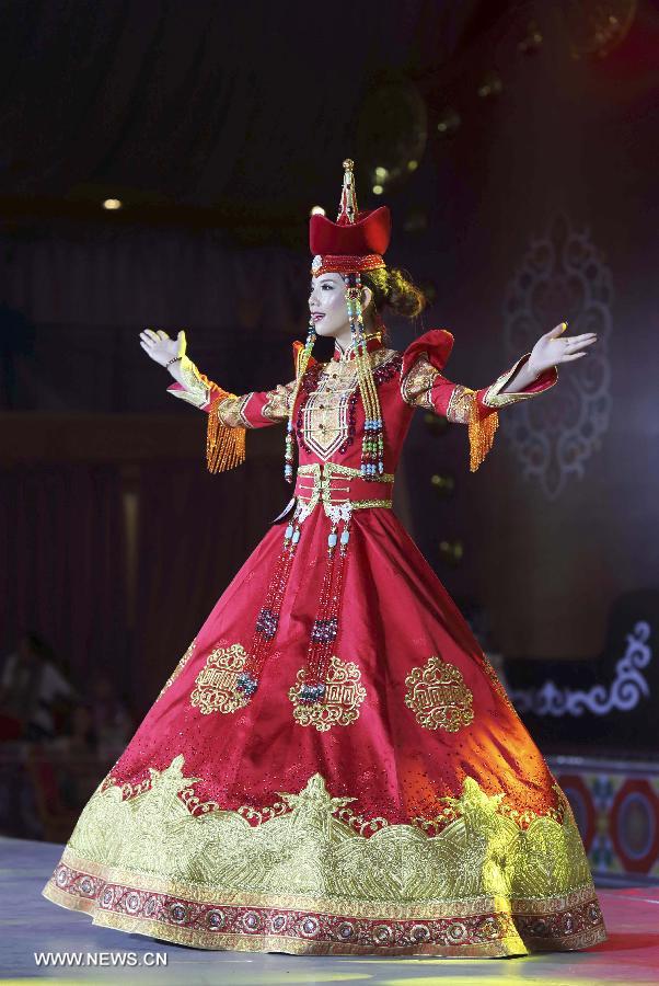 China Mongolian ethnic costume arts festival