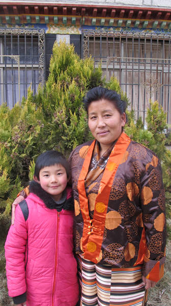 Tibetan woman lives to help others