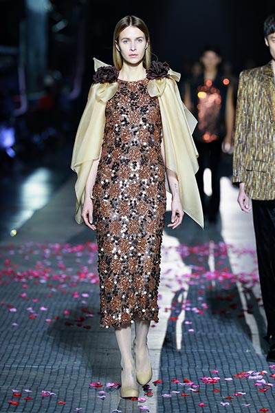 Young designers bring Cardin show to Beijing