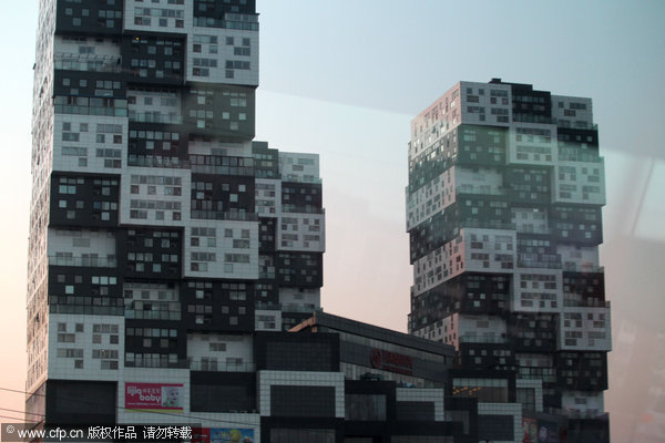 Real life 'Legoland' rises in Beijing