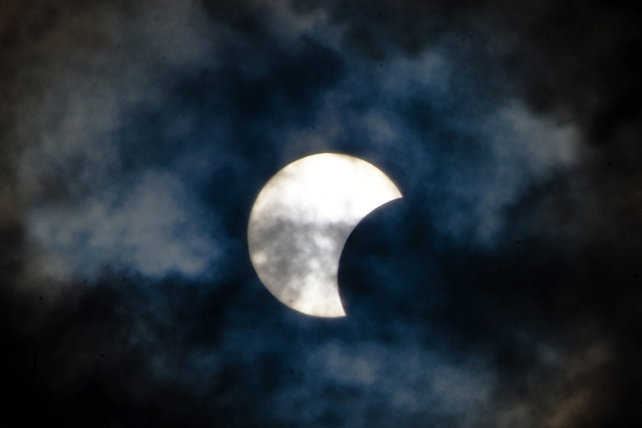 Rare solar eclipse 2013