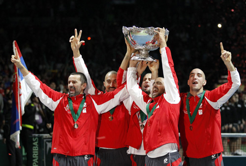 Serbian champions shave heads to celebrate Davis Cup victory