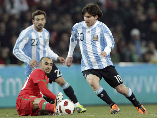 Messi earns Argentina 2-1 win over Portugal