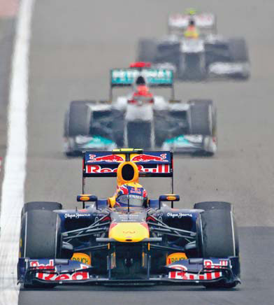 F1 drives into pole position