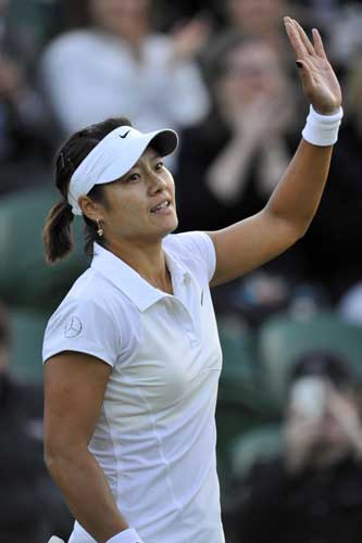 Low-key Li Na makes solid start at Wimbledon
