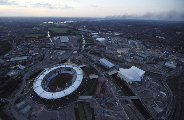 Olympic test events go ahead amid London riots