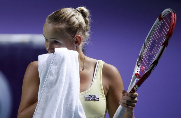 Wozniacki secures No 1 ranking as Sharapova quits