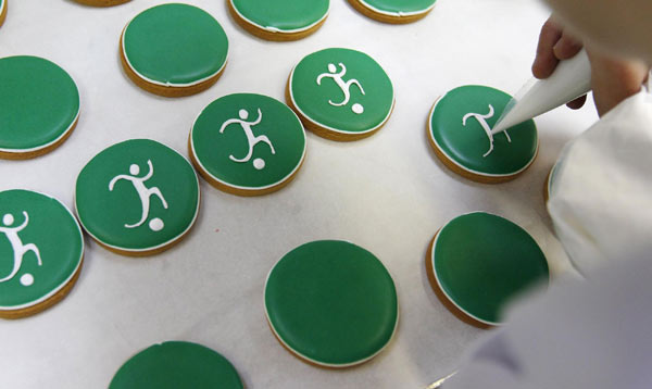 Sports-themed biscuits created to welcome Olympics