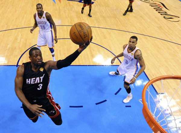 Heat beats the Thunder and tie series