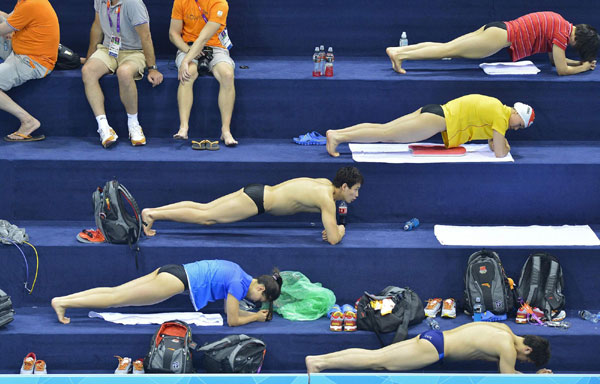 Chinese athletes train in London