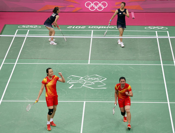 China wins women's badminton doubles gold