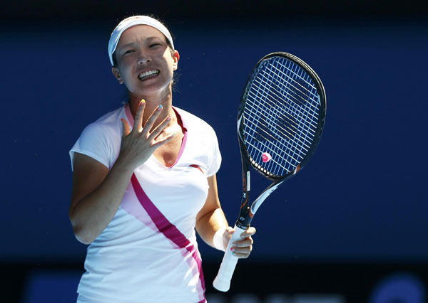 Zheng Jie, Li Na reach third round at Australian Open