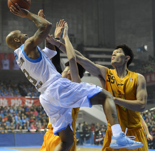 Marbury leads Beijing Ducks to crush Shanxi Zhongyu 137-108
