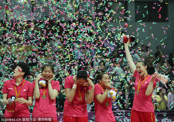 China wins first title under Lang Ping's rein