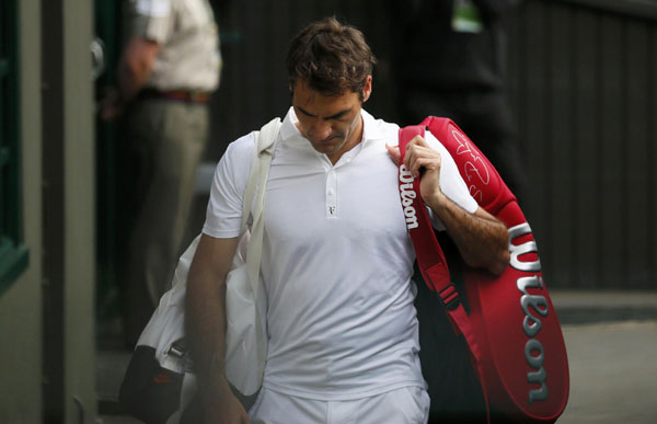 Sharapova, Federer suffer shock defeat