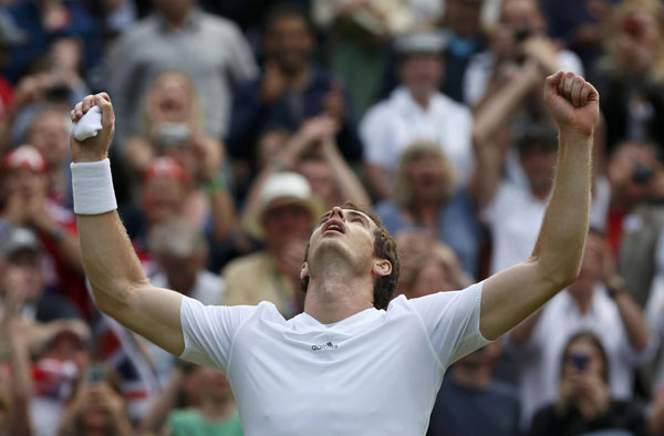 Djokovic, Murray reach semifinal at Wimbledon